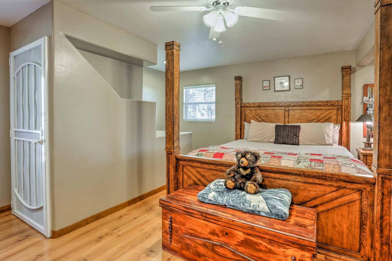 Lakeside Home With Game Room, Yard, Deck And Fireplace Pinetop-Lakeside Luaran gambar