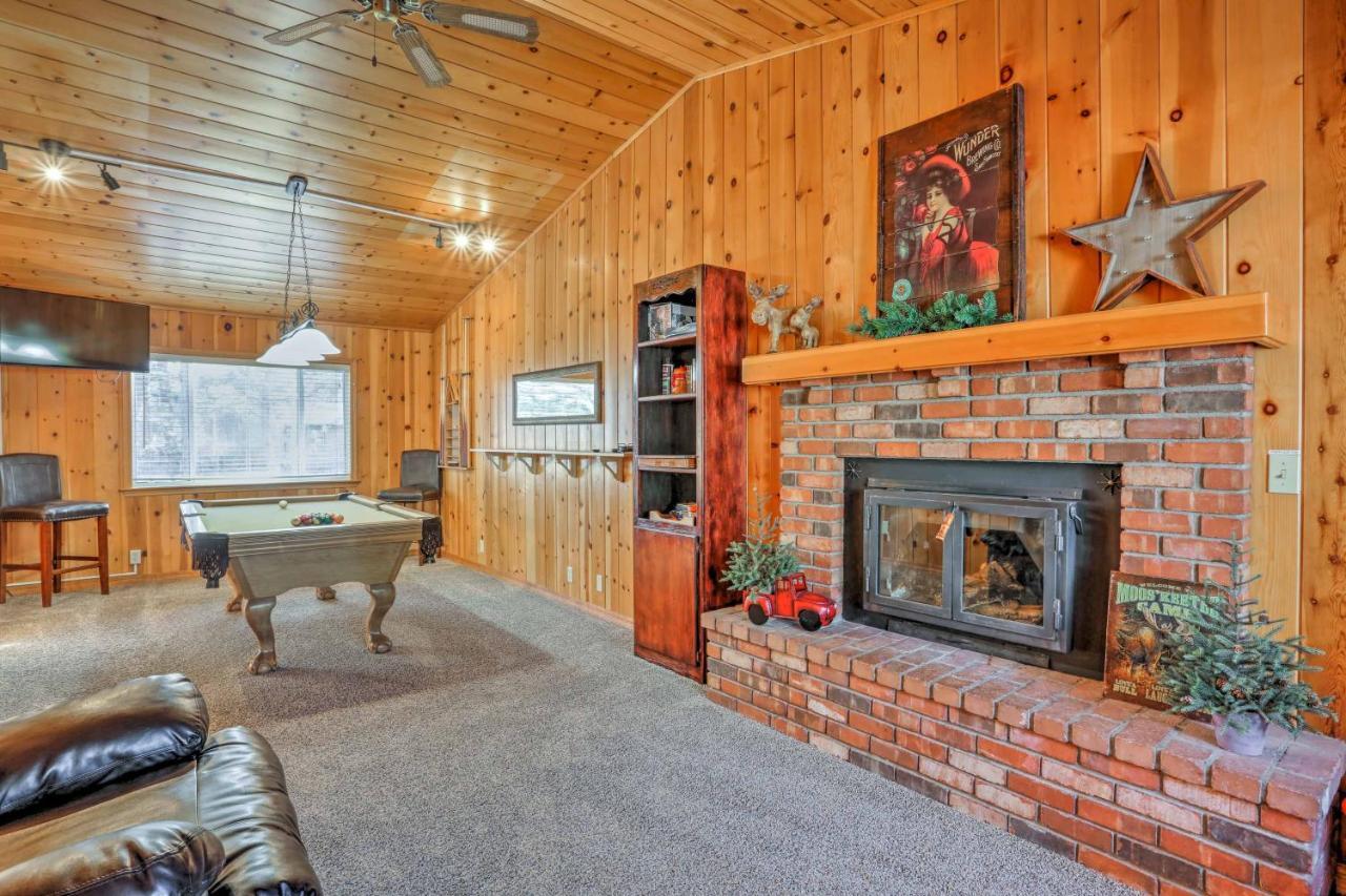 Lakeside Home With Game Room, Yard, Deck And Fireplace Pinetop-Lakeside Luaran gambar